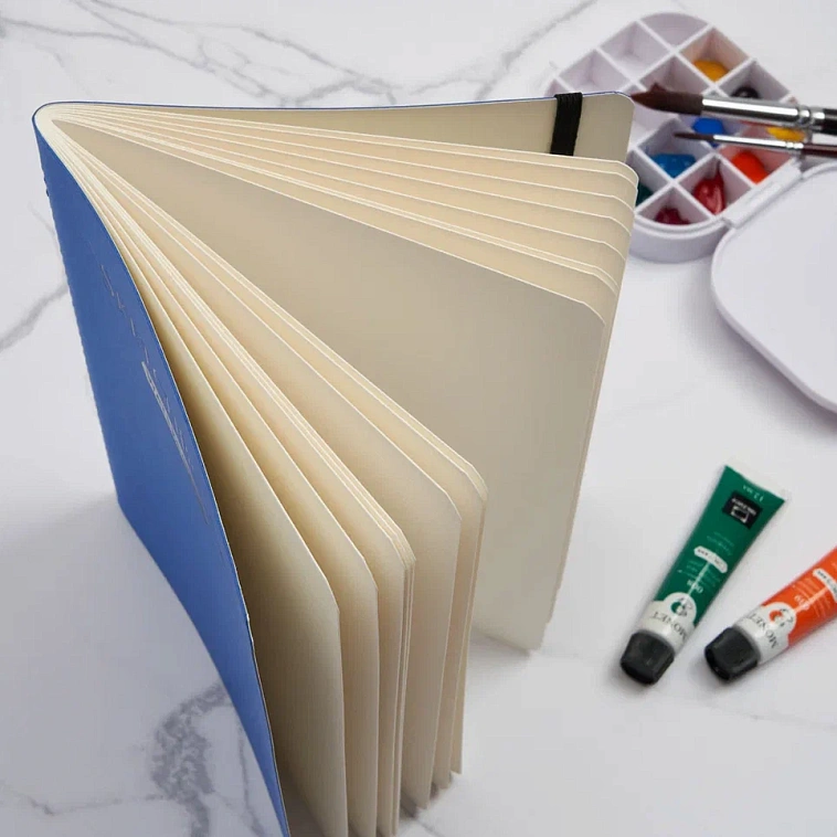 Скетчбук для акварели, сшивка Малевичъ "Doris" А5 16 л 300 г , 100% целлюлоза, синий 606x758